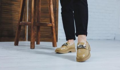 sepatu loafers wanita